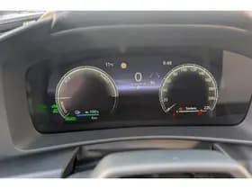 Toyota C-hr thumbnail 9