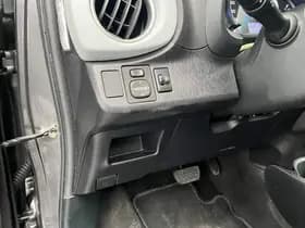 Toyota Yaris thumbnail 30