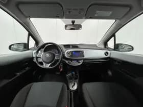 Toyota Yaris thumbnail 5
