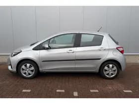 Toyota Yaris thumbnail 2