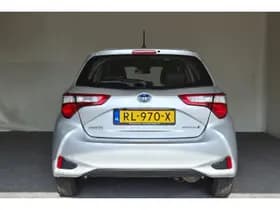 Toyota Yaris thumbnail 12