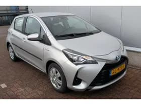 Toyota Yaris thumbnail 4