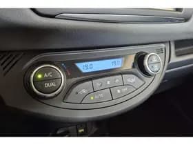 Toyota Yaris thumbnail 51