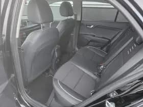 Kia Rio thumbnail 59