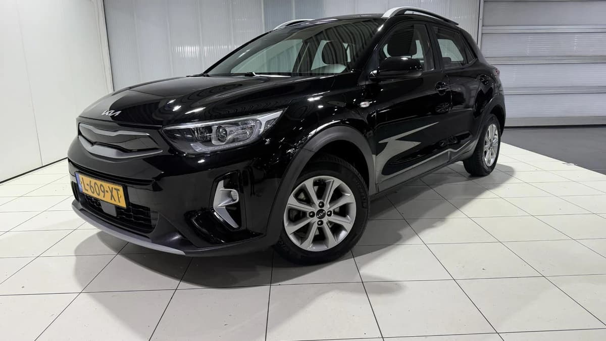 Kia Stonic — foto 1