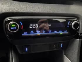 Toyota Yaris thumbnail 20