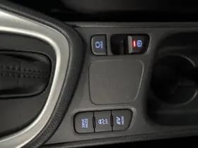 Toyota Yaris thumbnail 23