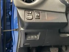 Toyota Yaris thumbnail 13