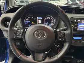 Toyota Yaris thumbnail 35