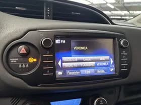 Toyota Yaris thumbnail 45