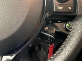 Toyota Yaris thumbnail 9