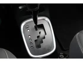 Toyota Yaris thumbnail 21