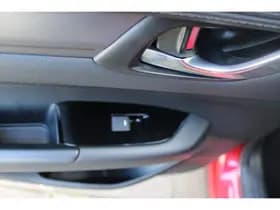 Toyota Yaris thumbnail 93