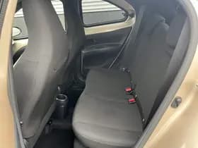 Toyota Aygo thumbnail 60