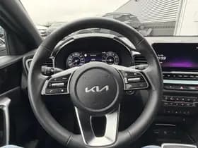 Kia Ceed thumbnail 16