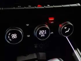 Renault Clio thumbnail 44