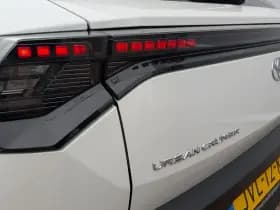 Toyota Urban-cruiser thumbnail 16