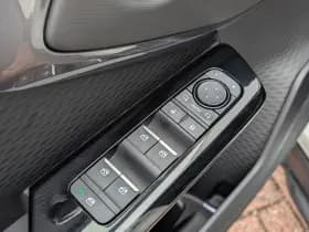 Toyota Urban-cruiser thumbnail 22