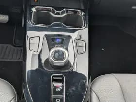 Toyota Urban-cruiser thumbnail 25