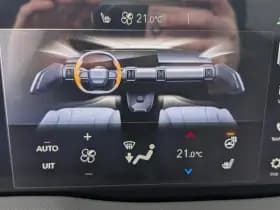 Toyota Urban-cruiser thumbnail 34