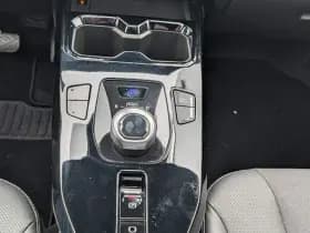 Toyota Urban-cruiser thumbnail 66