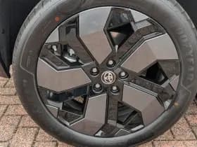 Toyota Urban-cruiser thumbnail 9