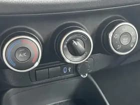 Toyota Aygo thumbnail 68