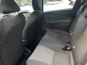 Toyota Yaris thumbnail 15