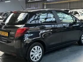 Toyota Yaris thumbnail 22
