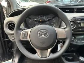 Toyota Yaris thumbnail 31
