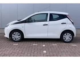 Toyota Aygo thumbnail 4