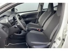 Toyota Aygo thumbnail 8