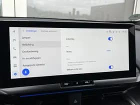 Toyota C-hr thumbnail 16