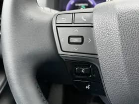 Toyota C-hr thumbnail 18