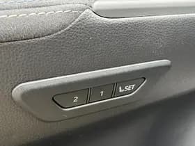 Toyota C-hr thumbnail 28