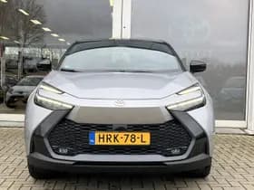 Toyota C-hr thumbnail 6