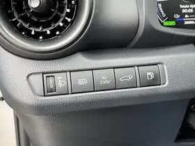 Toyota C-hr thumbnail 64