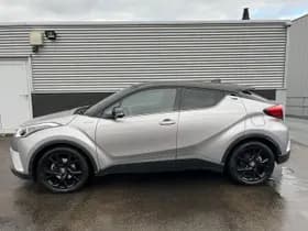 Toyota C-hr thumbnail 4