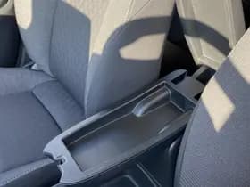 Toyota Yaris thumbnail 38