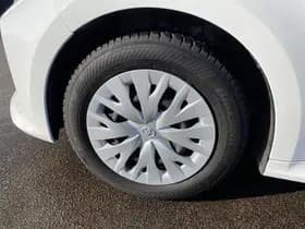 Toyota Yaris thumbnail 65