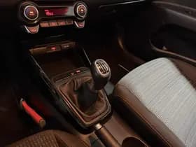 Kia Stonic thumbnail 40