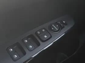 Kia Picanto thumbnail 35