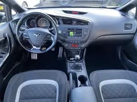 Kia Ceed thumbnail 63