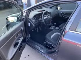 Kia Ceed thumbnail 65