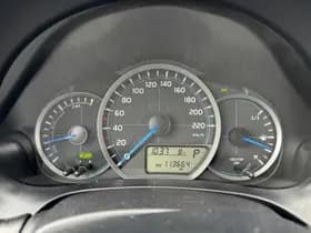 Toyota Yaris thumbnail 12