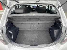 Toyota Yaris thumbnail 23