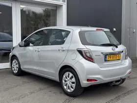 Toyota Yaris thumbnail 30