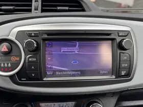 Toyota Yaris thumbnail 37