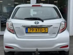Toyota Yaris thumbnail 5