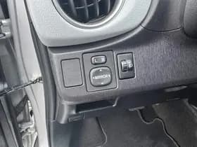 Toyota Yaris thumbnail 44